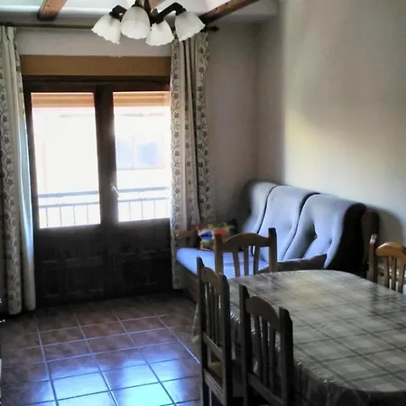 Apartamento 2 Bedrooms With Terrace And Wifi At Guadalaviar
