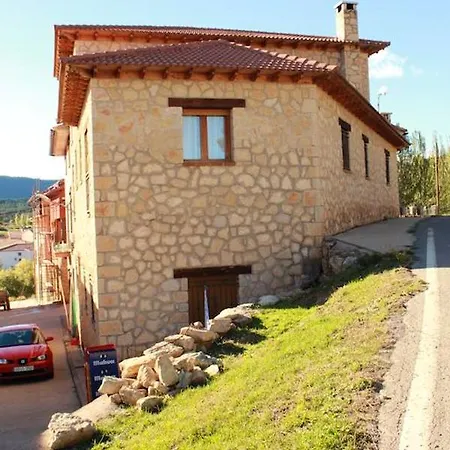 2 Bedrooms With Terrace And Wifi At * Guadalaviar